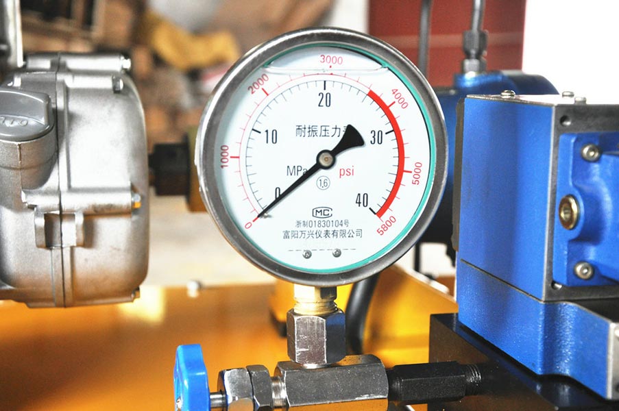 本田汽油機(jī)，野外作業(yè)機(jī)動(dòng)泵液壓站